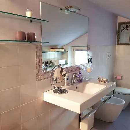 La Stanza Dei Sogni サルッツォ